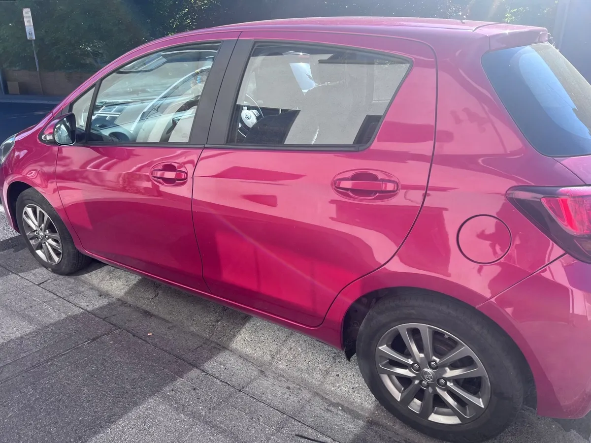 Toyota Yaris 2016 - Image 3