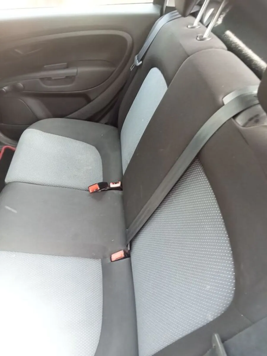 2010 Fiat Punto - Image 3