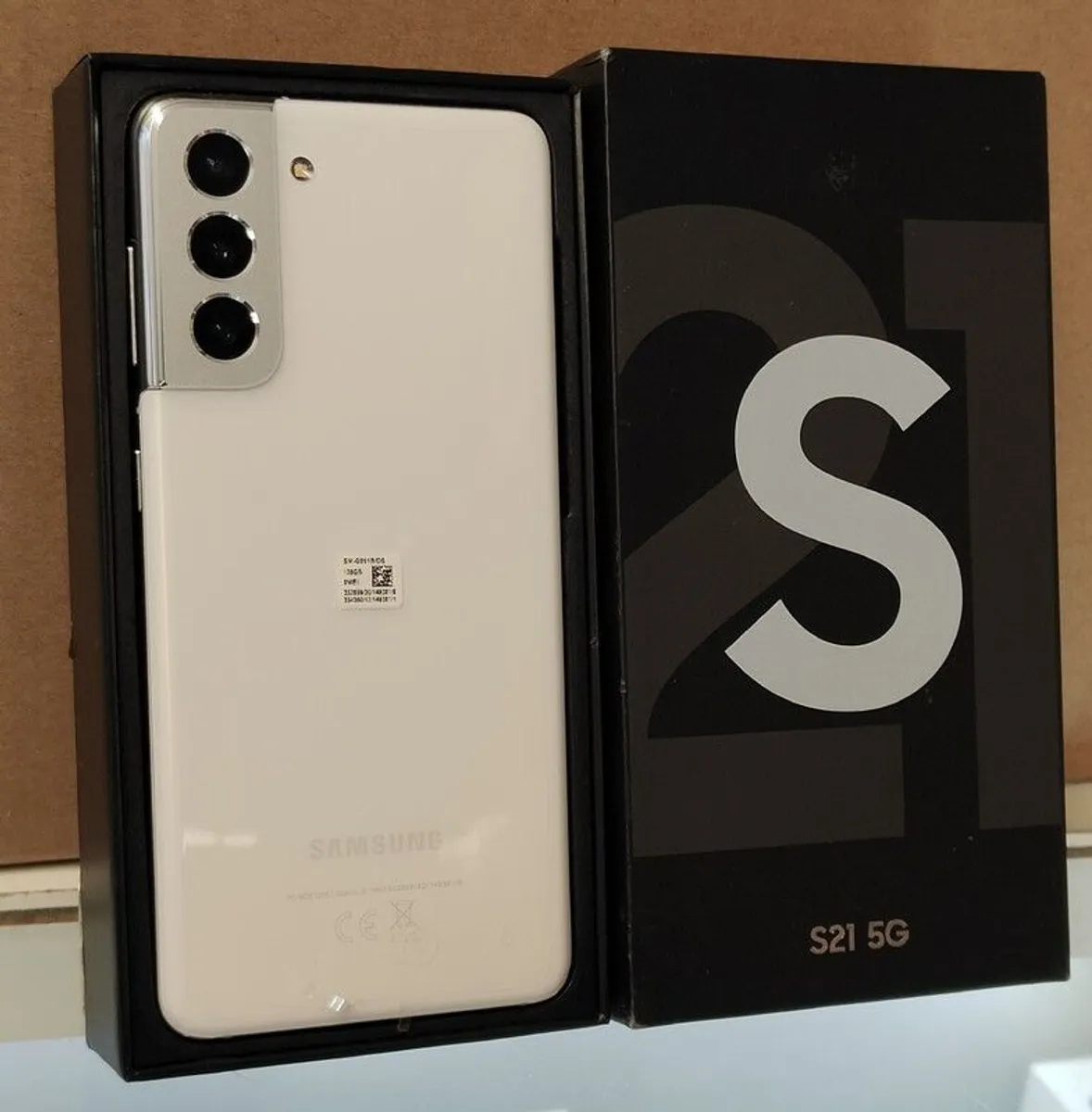 Samsung S21 5G 128GB/ 8GB RAM Dual Sim Unlocked Phantom White in Box (Used/ Excellent). - Image 2