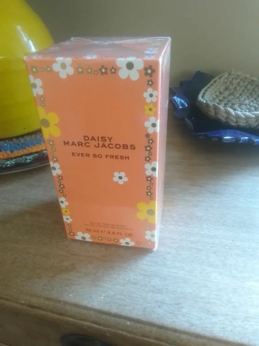 MARC JACOB'S DAISY EVER SO FRESH Edp75ml NEW - Image 1