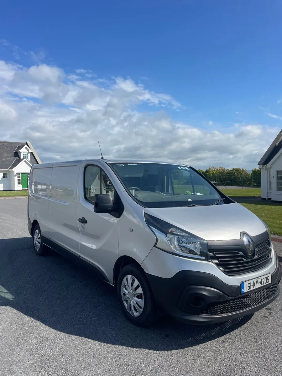 Renault traffic 2016 - Image 1