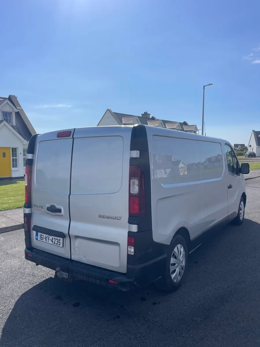Renault traffic 2016 - Image 4