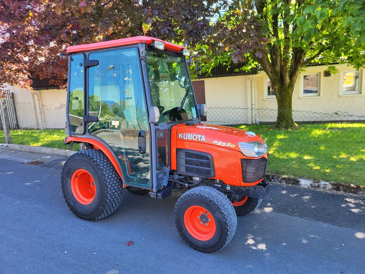 Kubota B2530 - Image 1