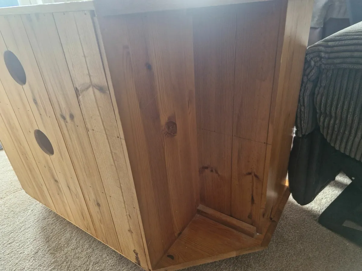 Corner tv table - Image 3