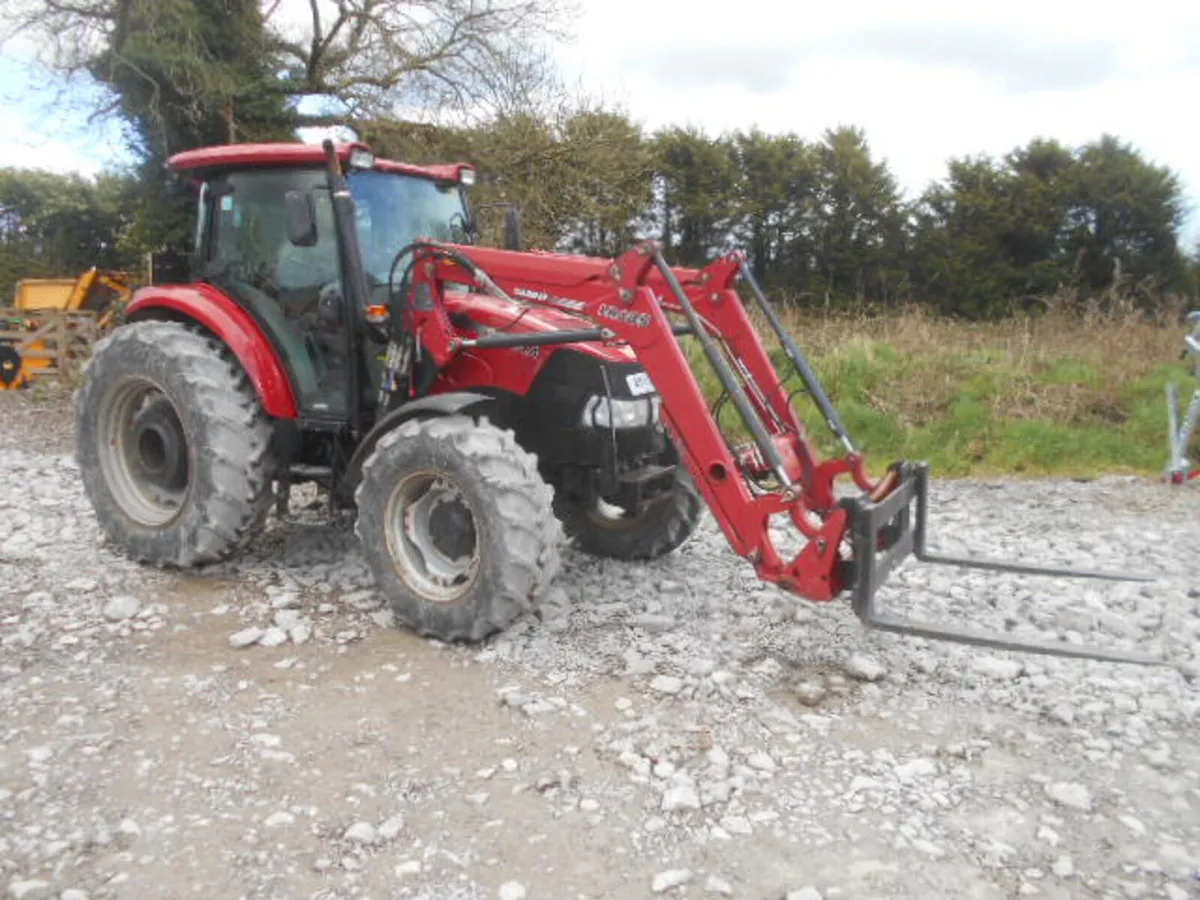 CASE FARMALL 115A & LR85 LOADER - Image 2