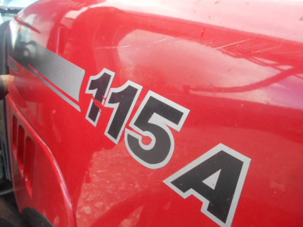 CASE FARMALL 115A & LR85 LOADER - Image 3