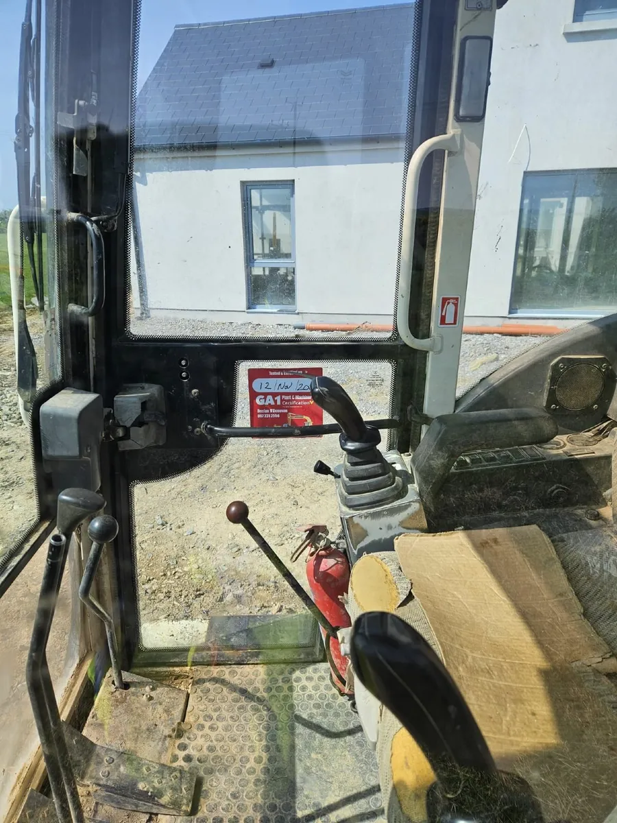 Terex 3 Tonne Digger - Image 2