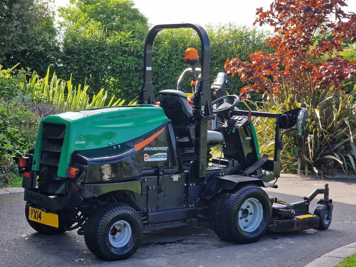 Ransomes 38hp diesel ride on mower lawnmower - Image 4