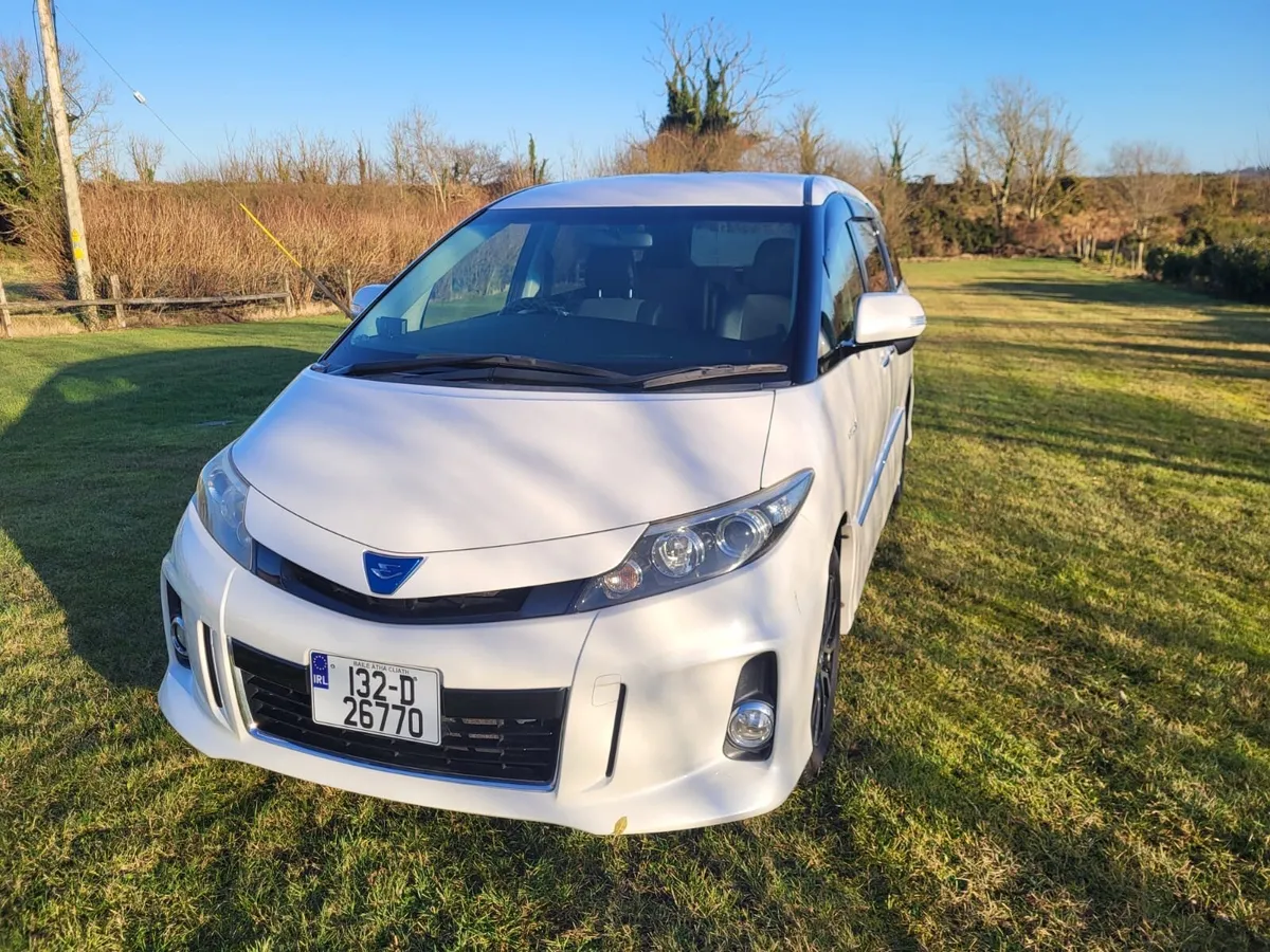Toyota Estima 7 seater Hybrid Low Rod Tax - Image 2