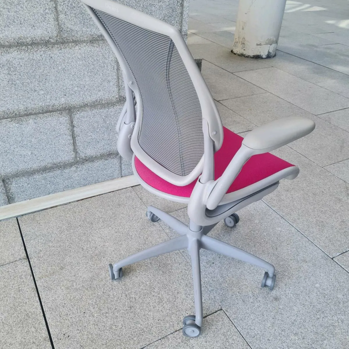 Humanscale world chair - Image 2
