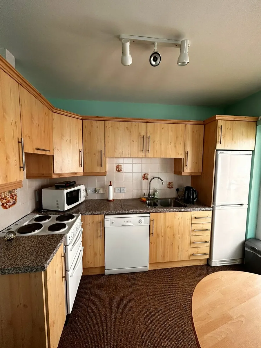 Kitchen - Image 2