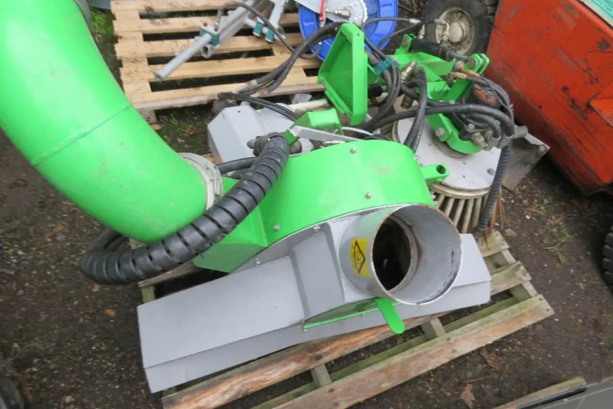 Egholm Utility Vehicle sweeper blower suction - Image 2