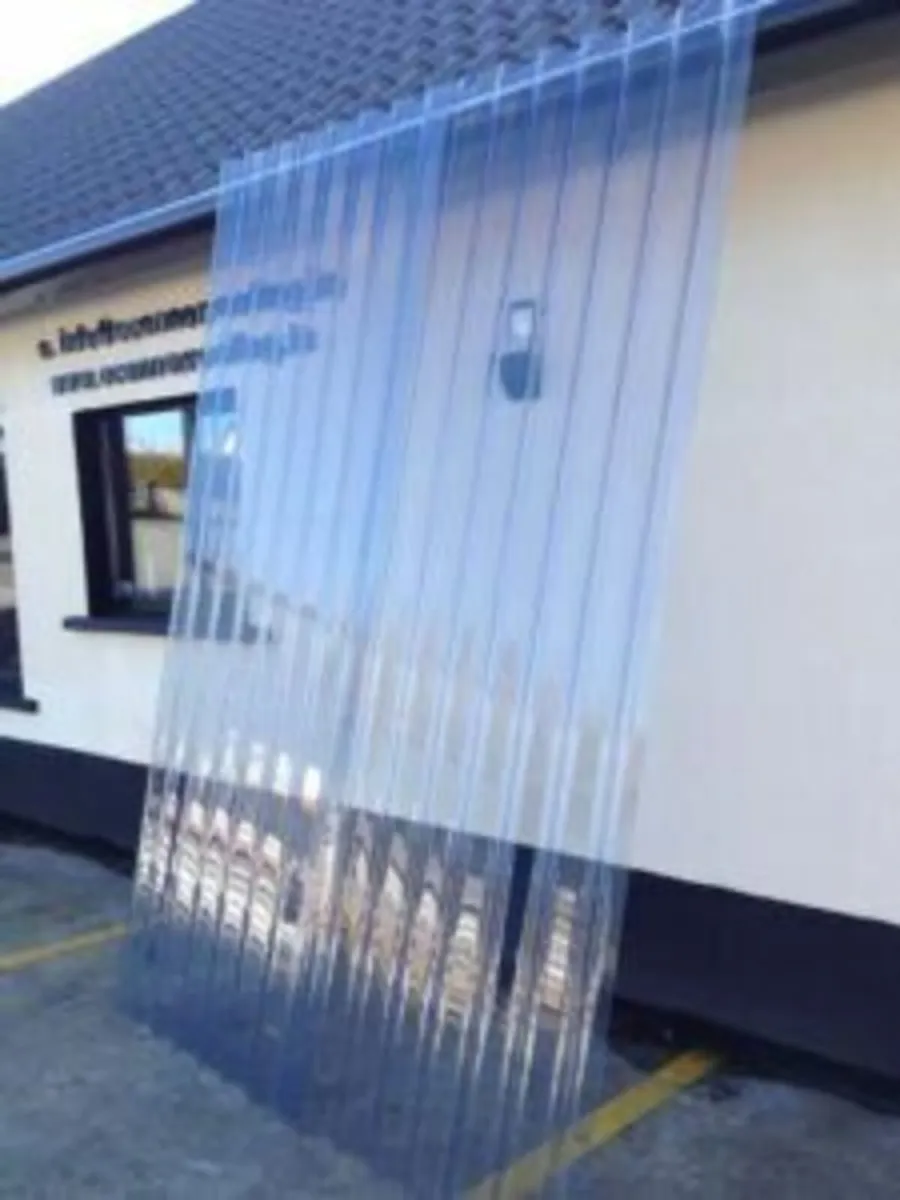 Super 4 Clear Polycarbonate Sheeting - Image 2