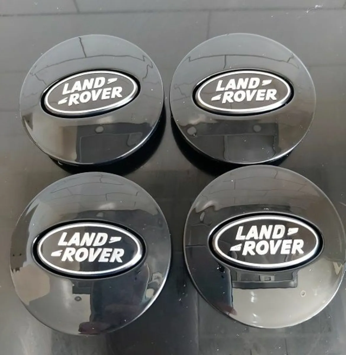 4 x New Land Rover 63mm Centre Caps - FREE POST - Image 1
