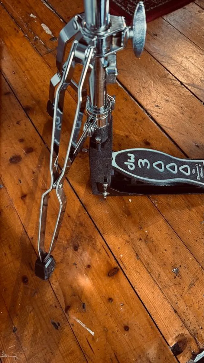 DW 3000 Series Hi Hat Stand, 2 Legs - Image 3