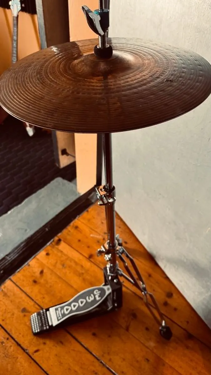 DW 3000 Series Hi Hat Stand, 2 Legs - Image 4