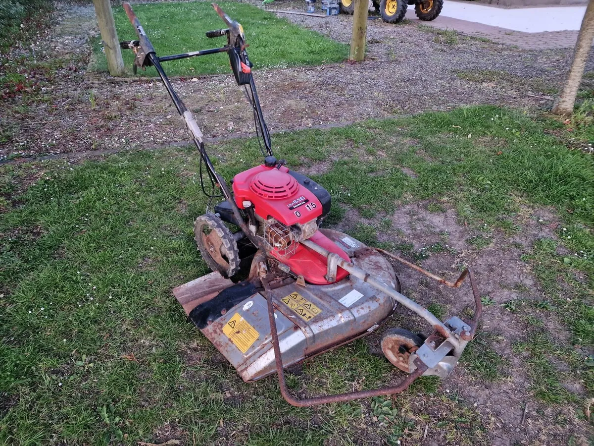 Honda UM616 grass cutter mower lawnmower - Image 1