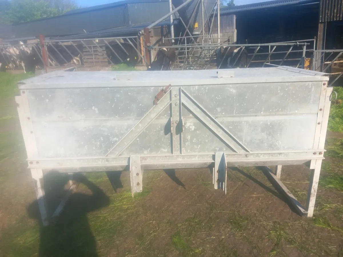 Meal feeder - Image 1