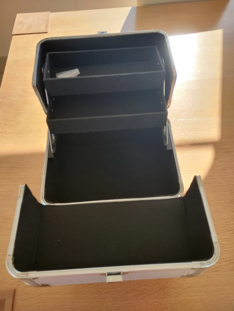 Vanity Case - Image 3