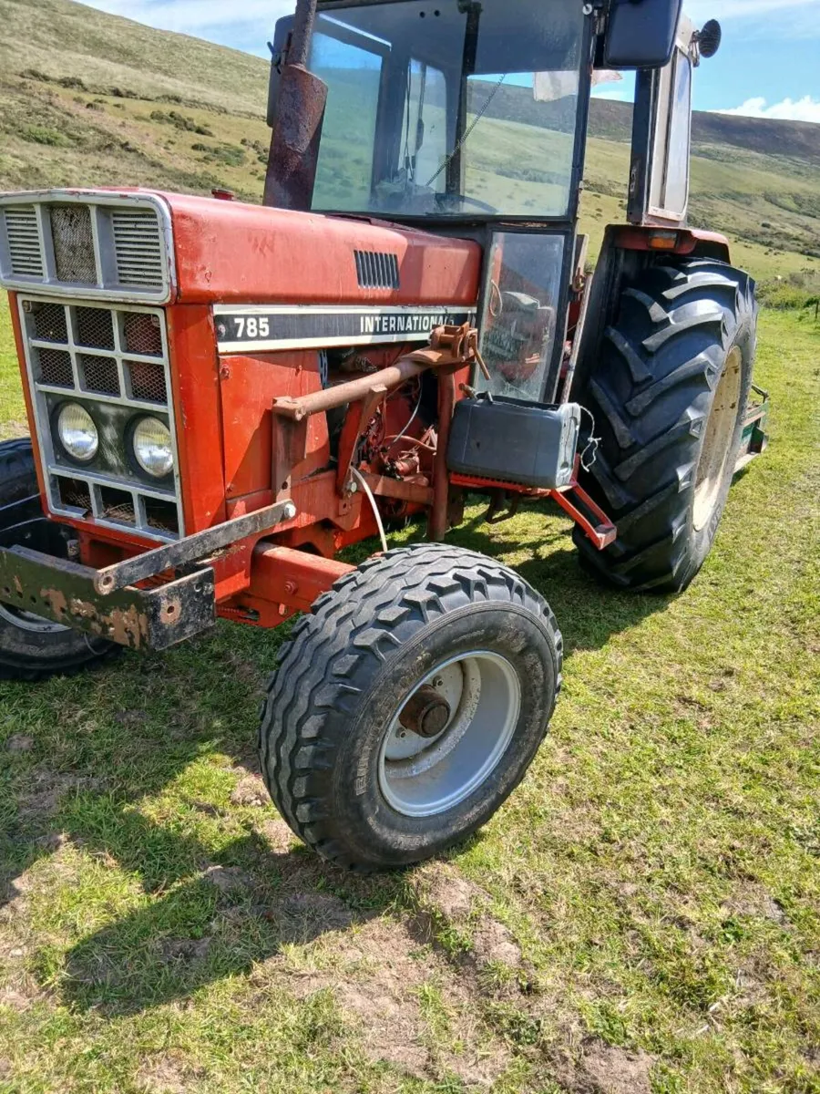 International 785...80hp in every day use - Image 1