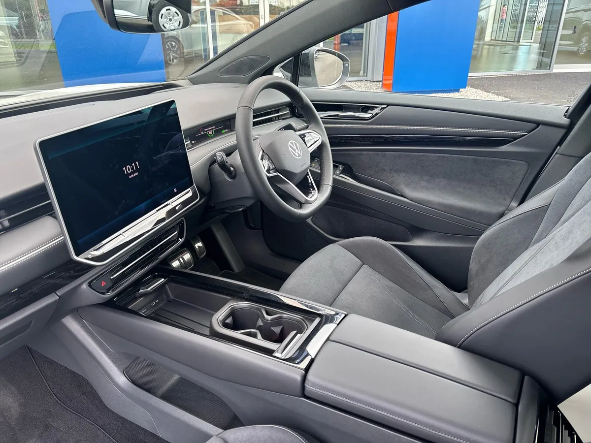 Volkswagen ID.7 TOURER PRO PLUS - Image 3