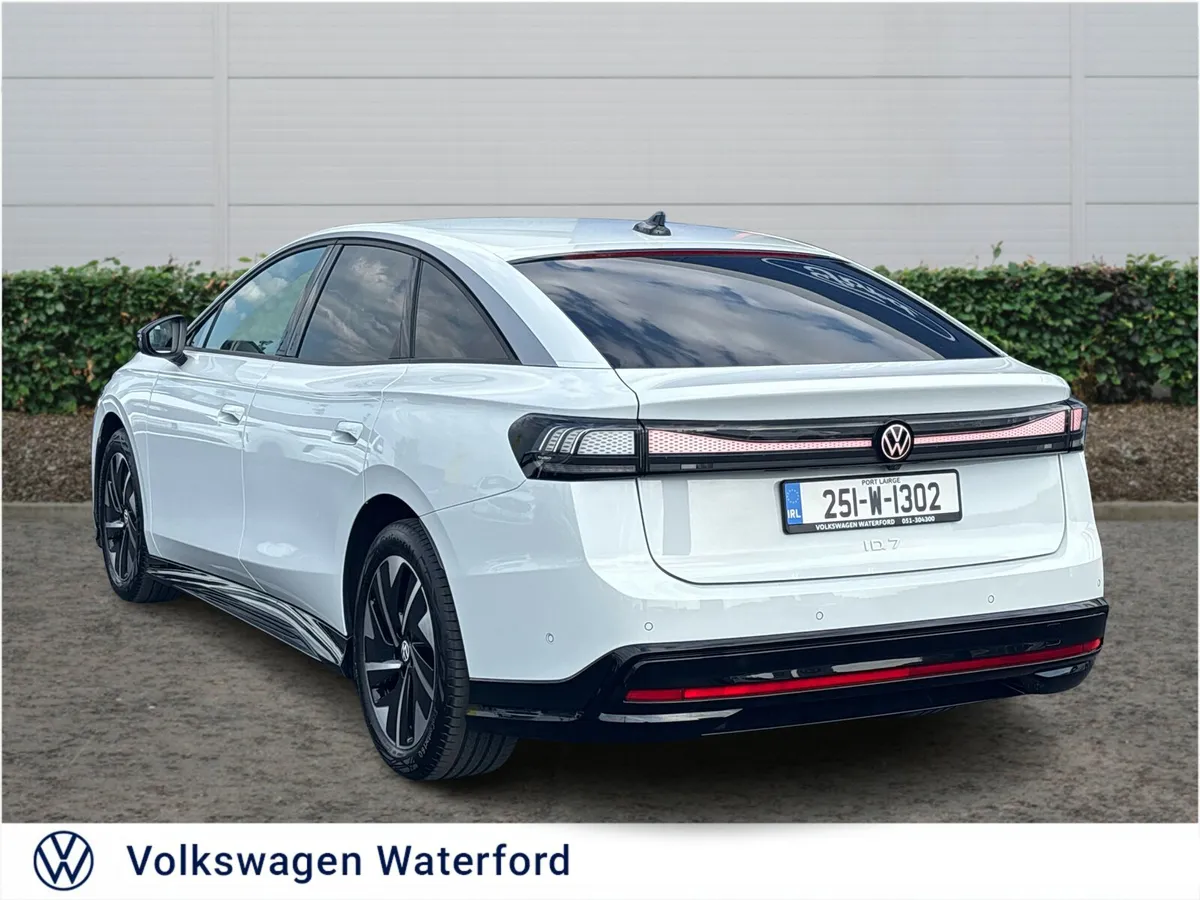 Volkswagen ID.7 TOURER PRO PLUS - Image 4