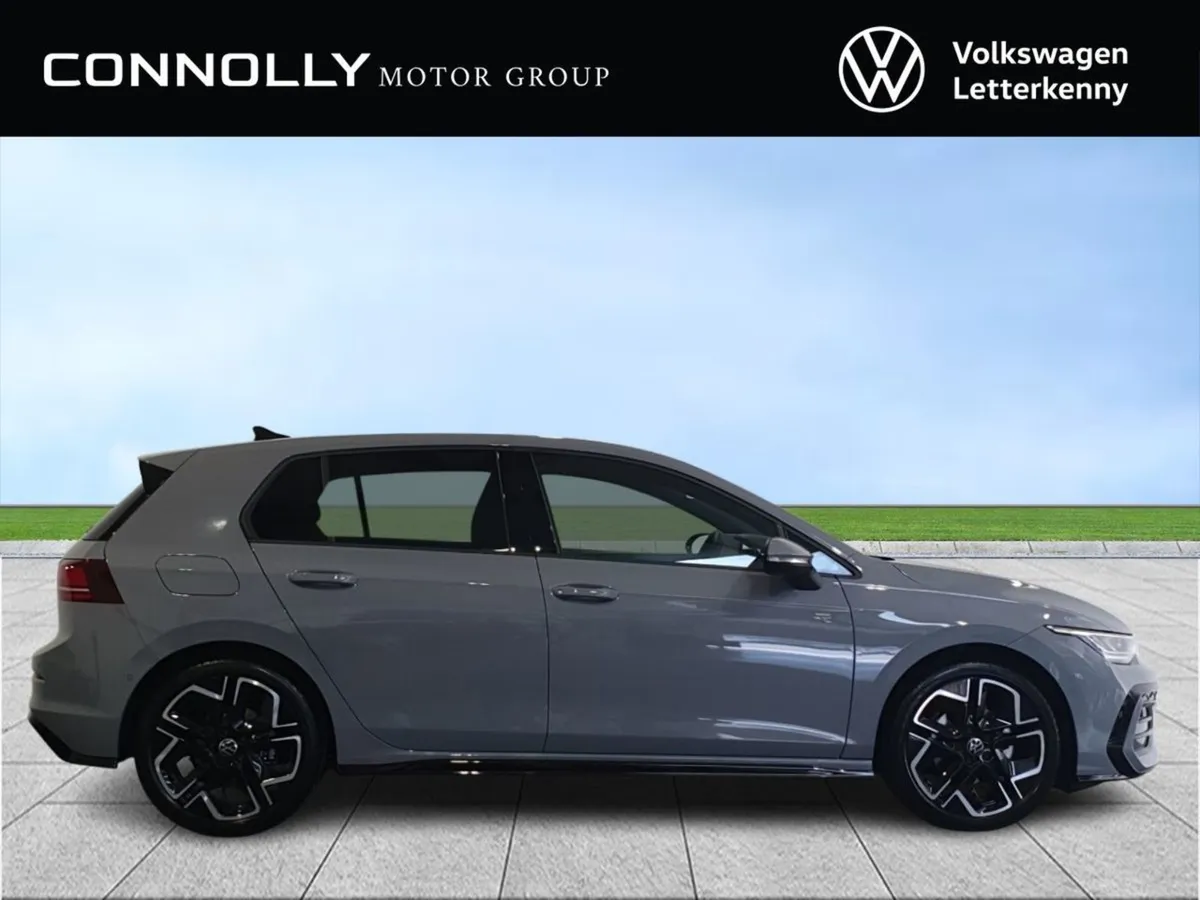 Volkswagen Golf 252 R-line TSI Mhev 150HP - Image 3