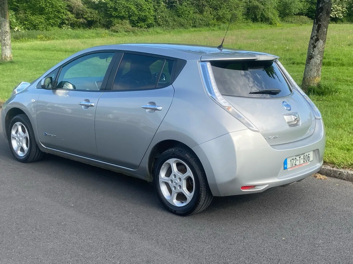 2017 Leaf, Electric,1 Owner, Full History, 120km - Image 3