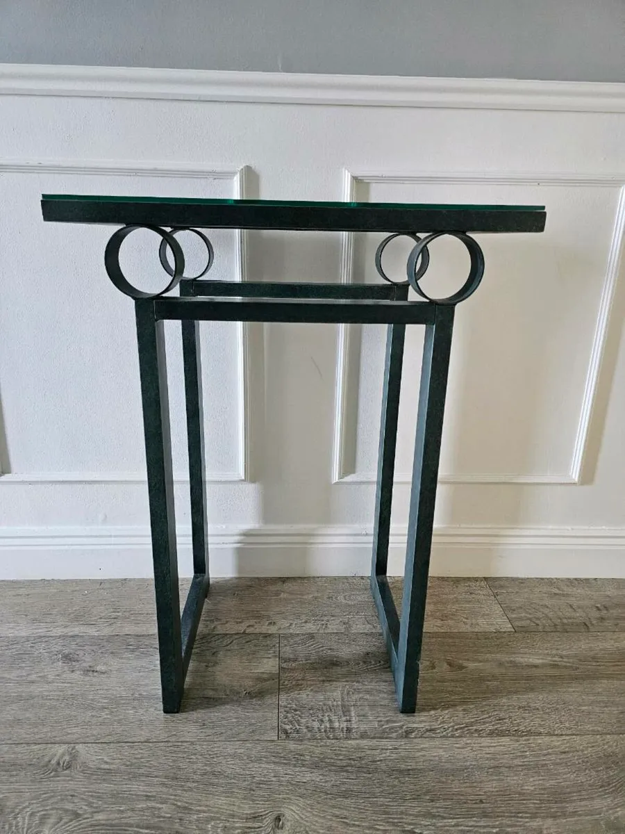 Consol Table - Image 2