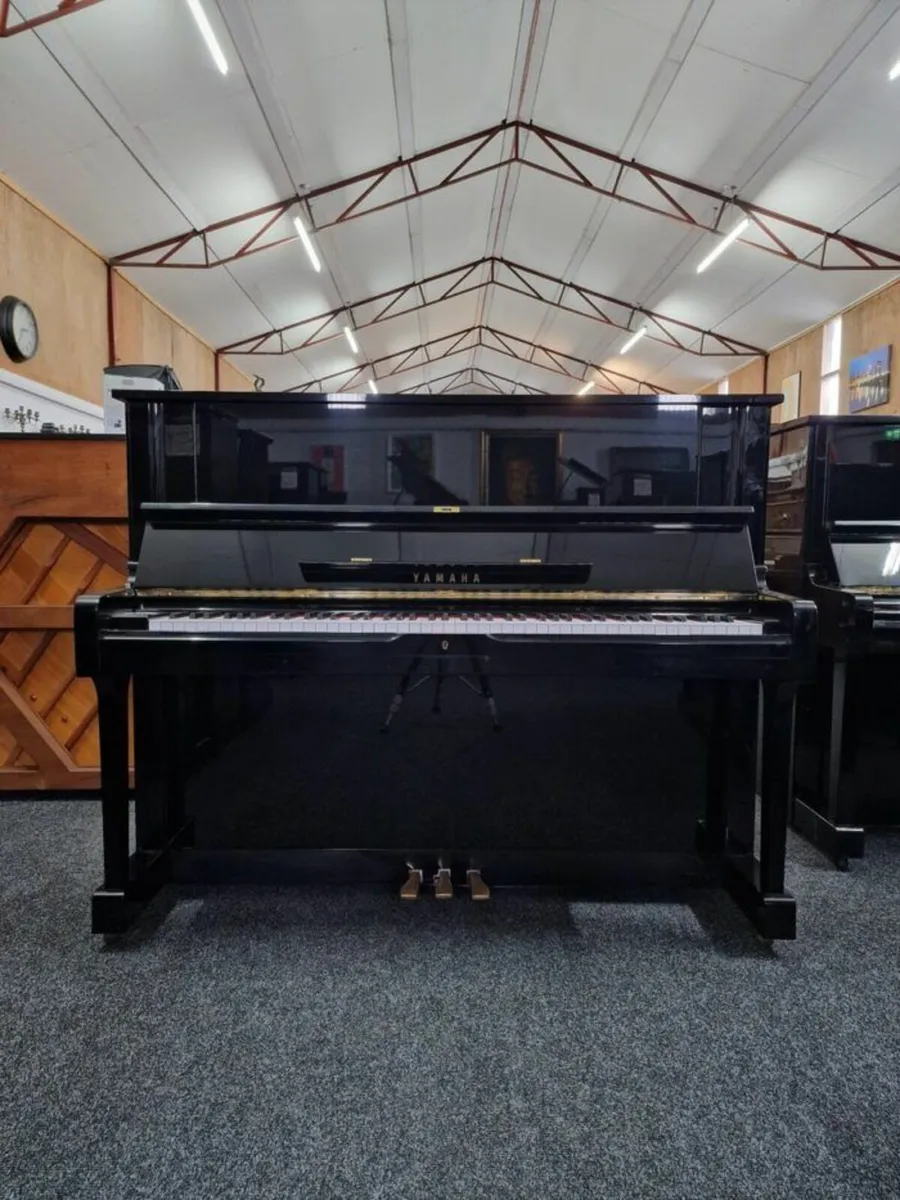 Yamaha YUS U1 | c.1983 | Polished Ebony