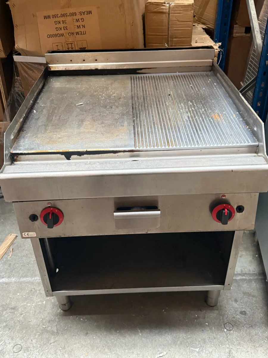 Large 900 Angelo po gas split griddle