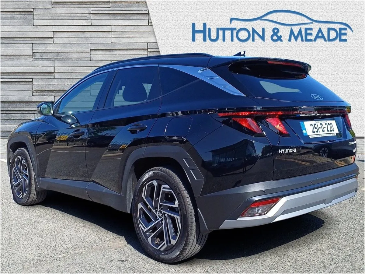 Hyundai Tucson Executive Phev 1.6 Petrol 5dr - Image 2