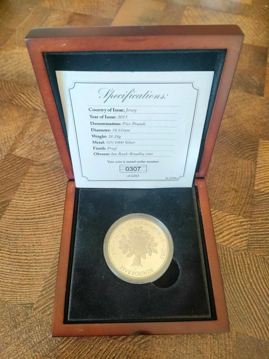 2015 £5 Coin 925 Sterling Silver - Image 2