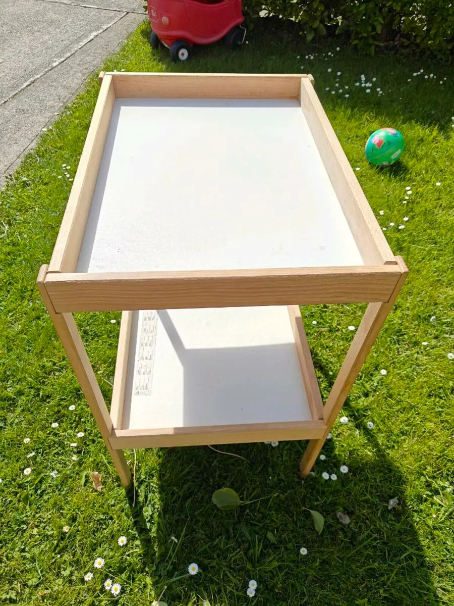 Baby changing table - Image 3