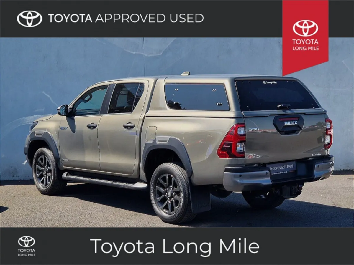 Toyota Hilux 2.8 Invincible Auto With Extra's - Image 4