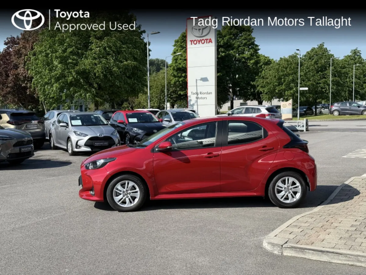 Toyota Yaris HYBRID LUNA 4DR AUTO - Image 4