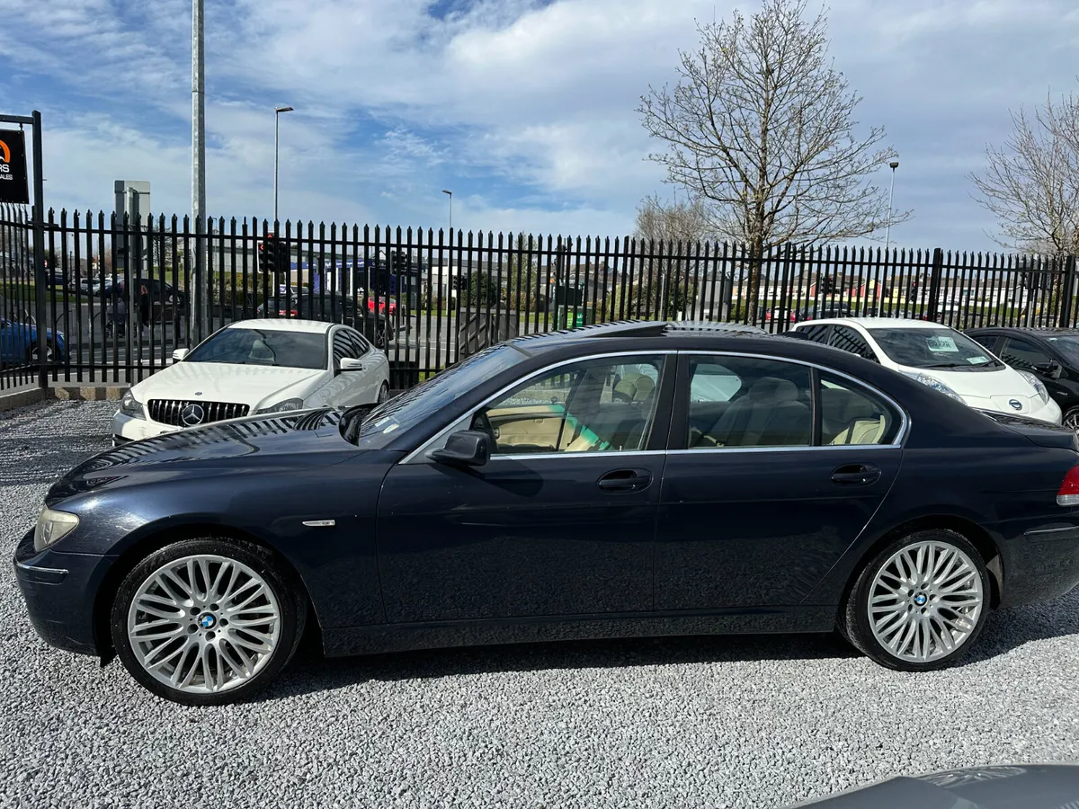 2007 BMW 7-Series 750i HL82 E65 4DR Auto - Image 4