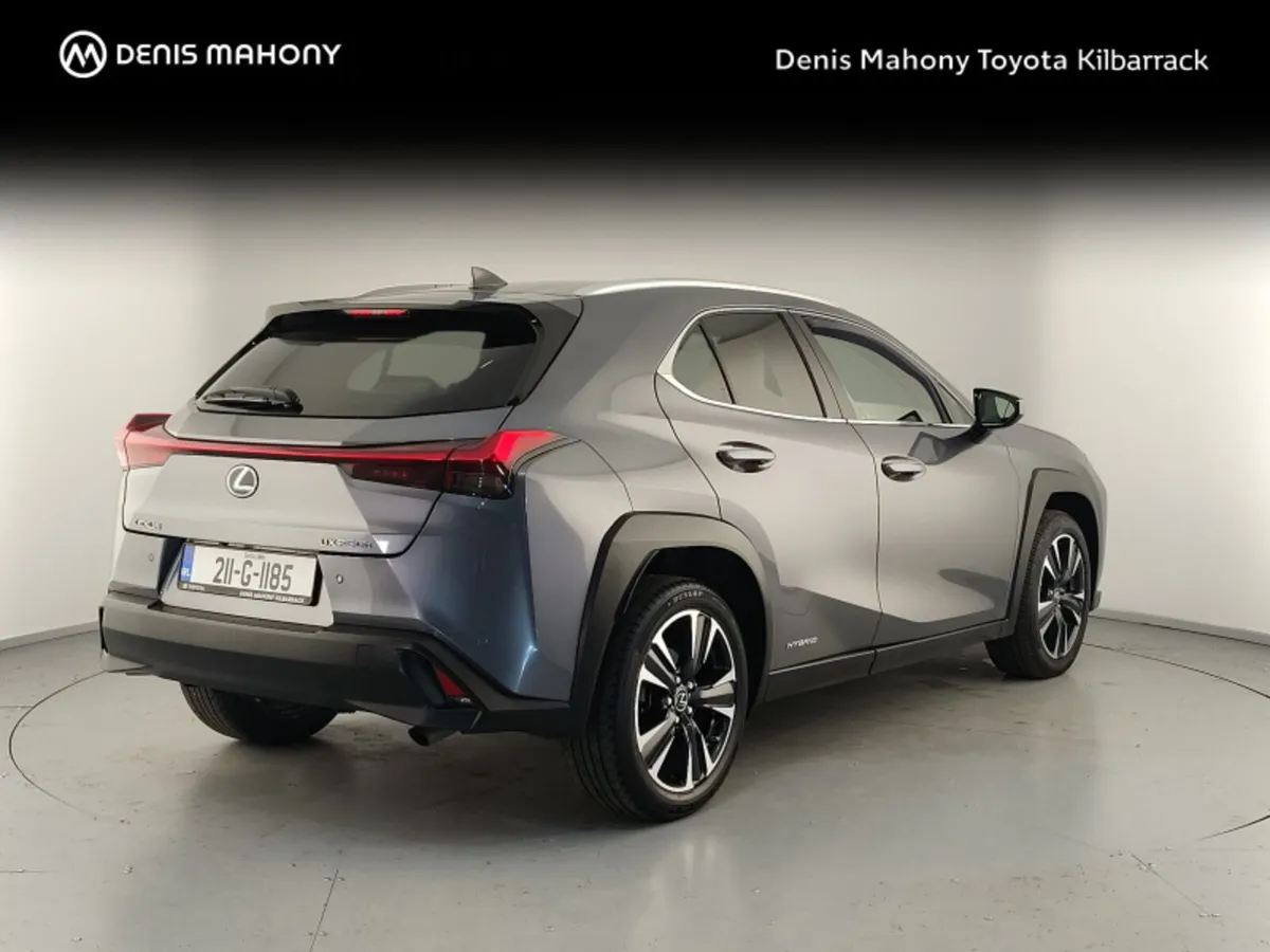 Lexus UX UX250h Luxury FWD (Car Play std) - Image 2