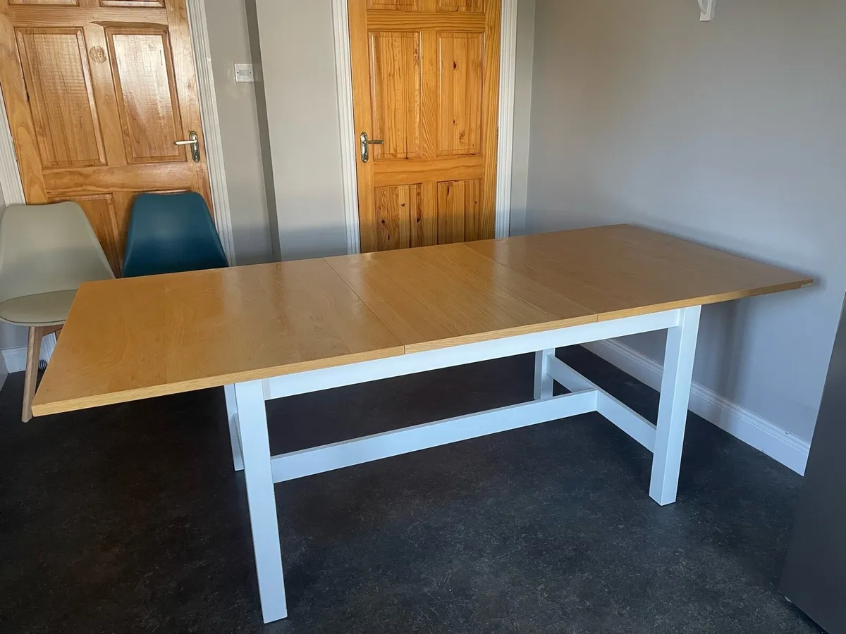 Dining room table - Image 3
