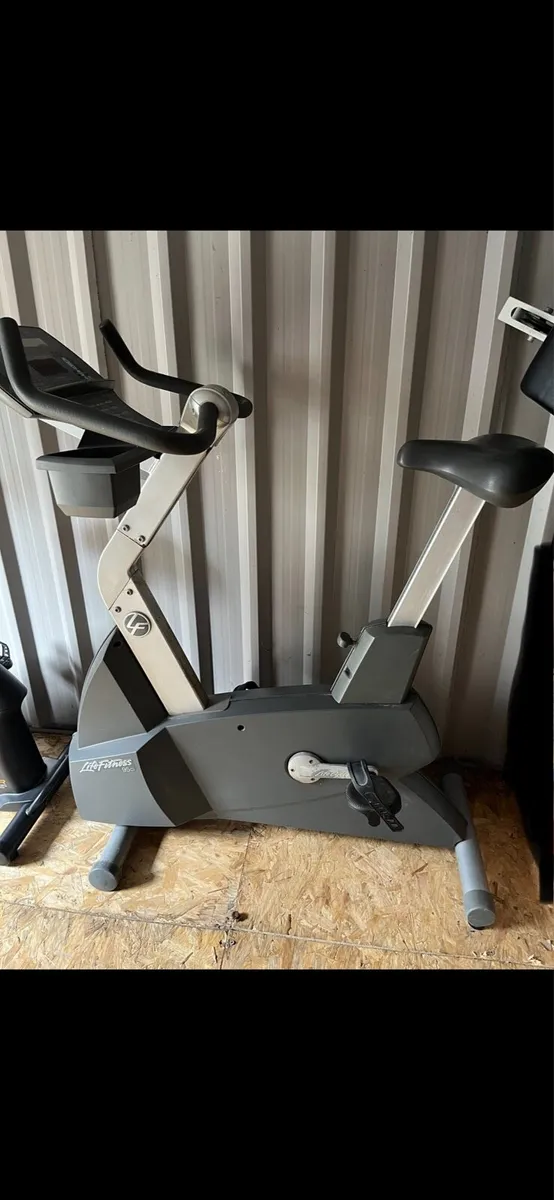Life fitness 95ci exercise bike - Image 1