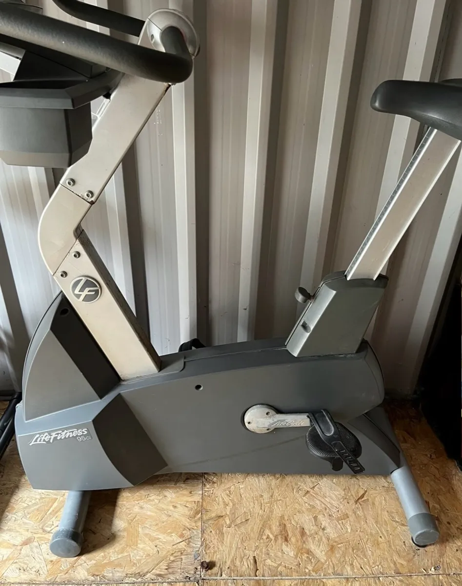 Life fitness 95ci exercise bike - Image 2