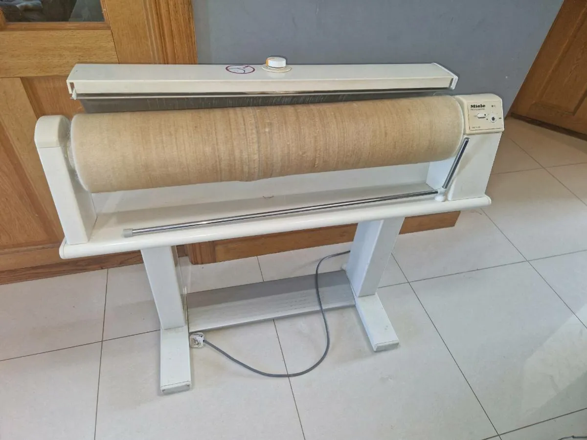 Miele rolling iron.