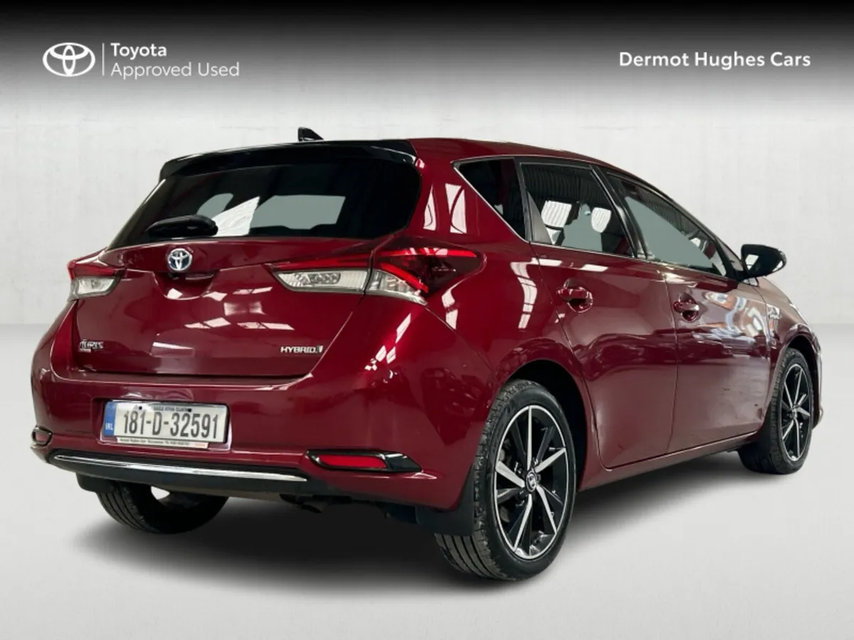 Toyota Auris AURIS HYBRID LUNA SPORT - Image 2