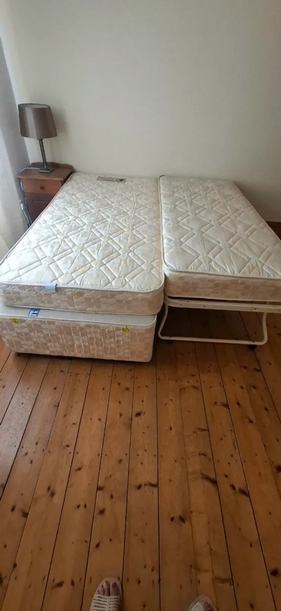 New pull out single to double bed - Image 1
