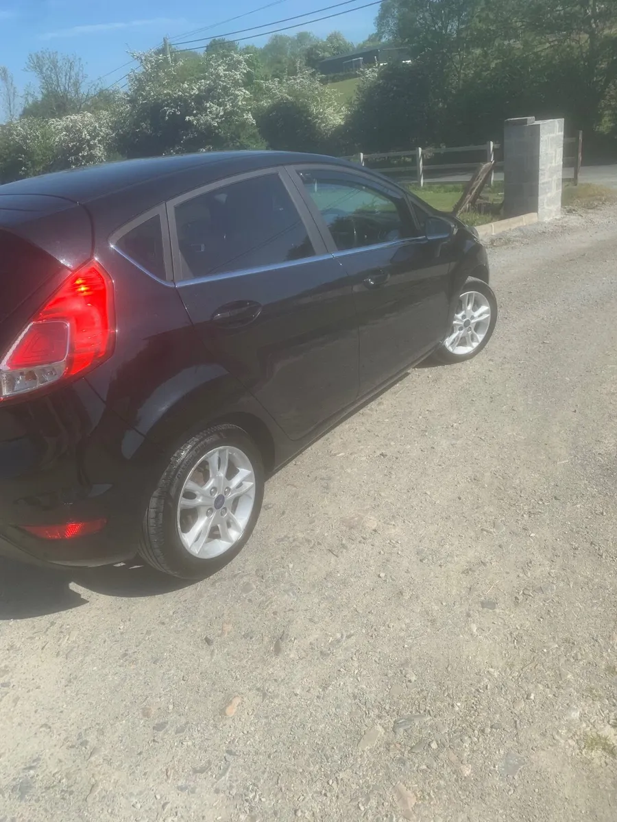 Ford Fiesta 2014 - Image 3