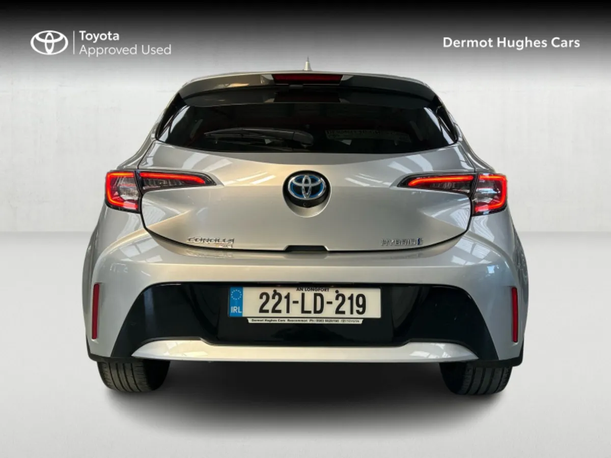 Toyota Corolla HYBRID SOL H/B 4DR AUTO - Image 4