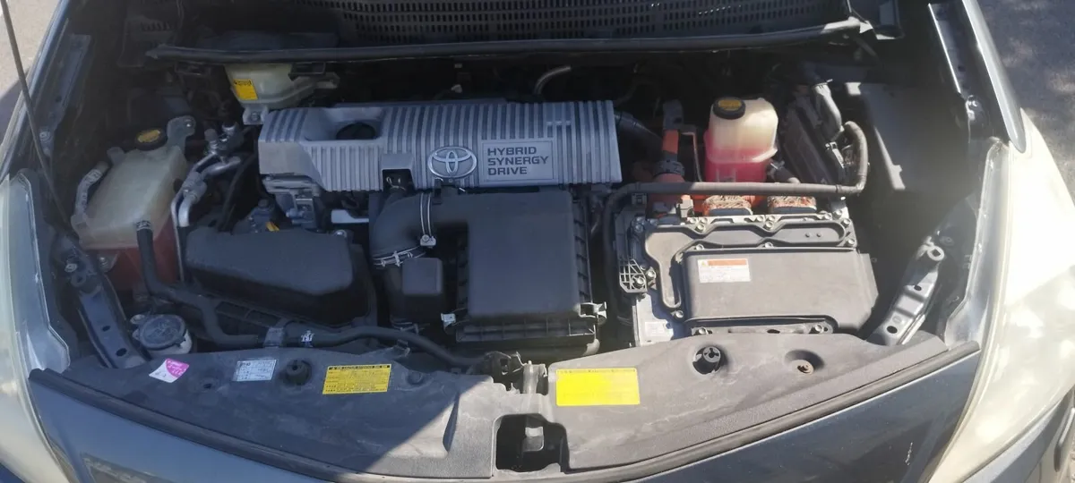 Toyota Prius 2013 - Image 3