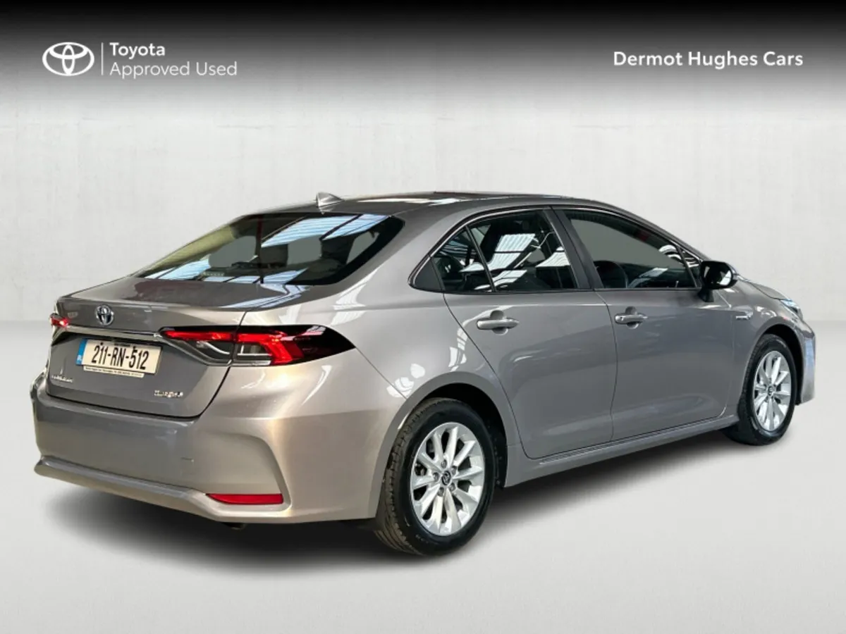 Toyota Corolla HYB LUNA SALOO HYBRID SALOON 4DR AU - Image 2
