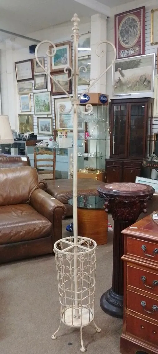 Ivory Metal Coat Stand - Image 1