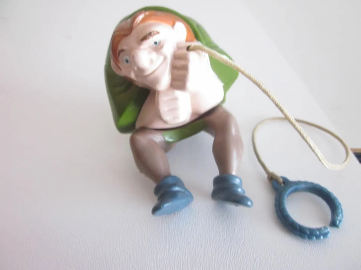 Mc Donalds Vintage The Hunchback of Notre Dame Fig - Image 2